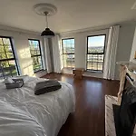 Equestrian Estate - An Independent On-site *