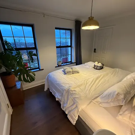 Equestrian Estate - An Independent On-site * Cavan