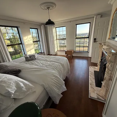 Equestrian Estate - An Independent On-site * Cavan