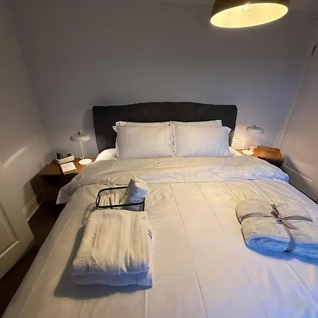 Lodge Equestrian Estate - An Independent On-site *