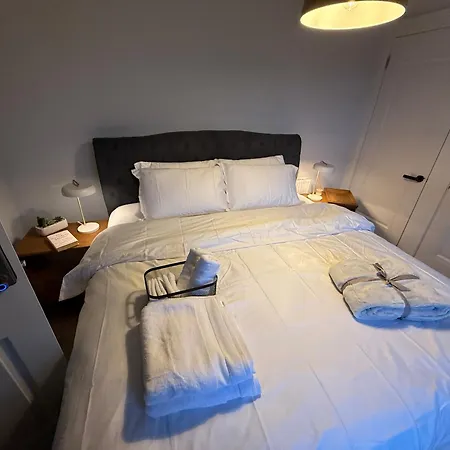 Equestrian Estate - An Independent On-site Lodge