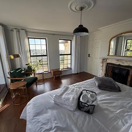 Equestrian Estate - An Independent On-site * Cavan