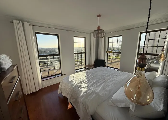 Equestrian Estate - An Independent On-site Cavan