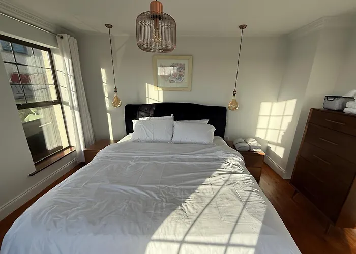 Equestrian Estate - An Independent On-site